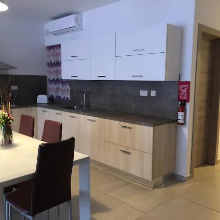 189 Chezli Court *