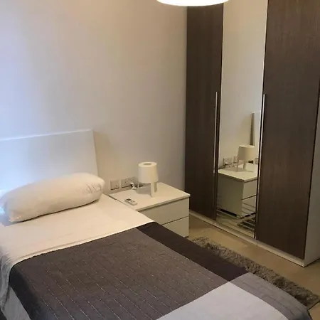 189 Chezli Court Daire Birżebbuġa