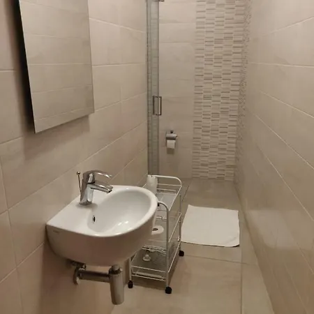 189 Chezli Court Daire Birżebbuġa