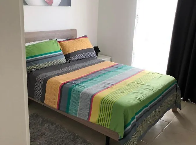 189 Chezli Court Apartmán