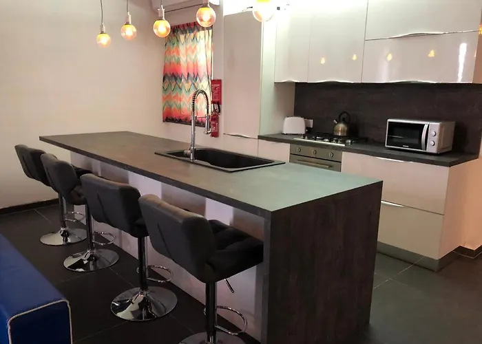 189 Chezli Court Apartament *