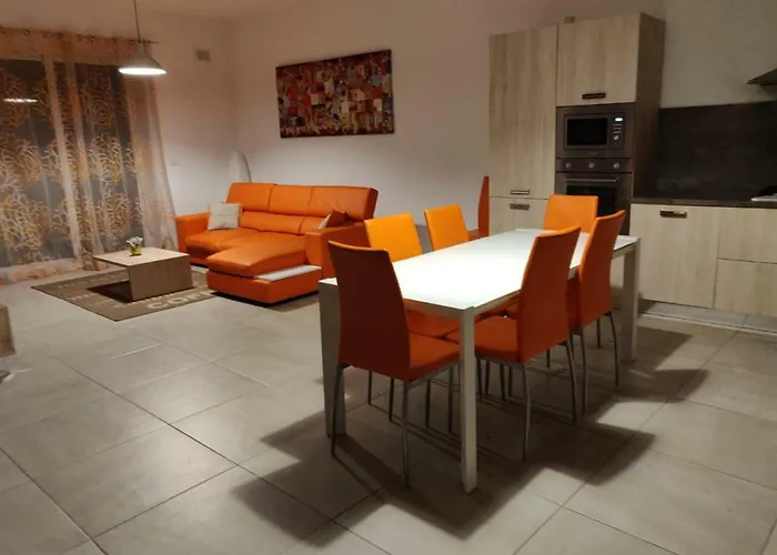 Apartament 189 Chezli Court