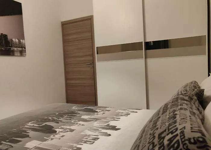 Appartamento 189 Chezli Court *